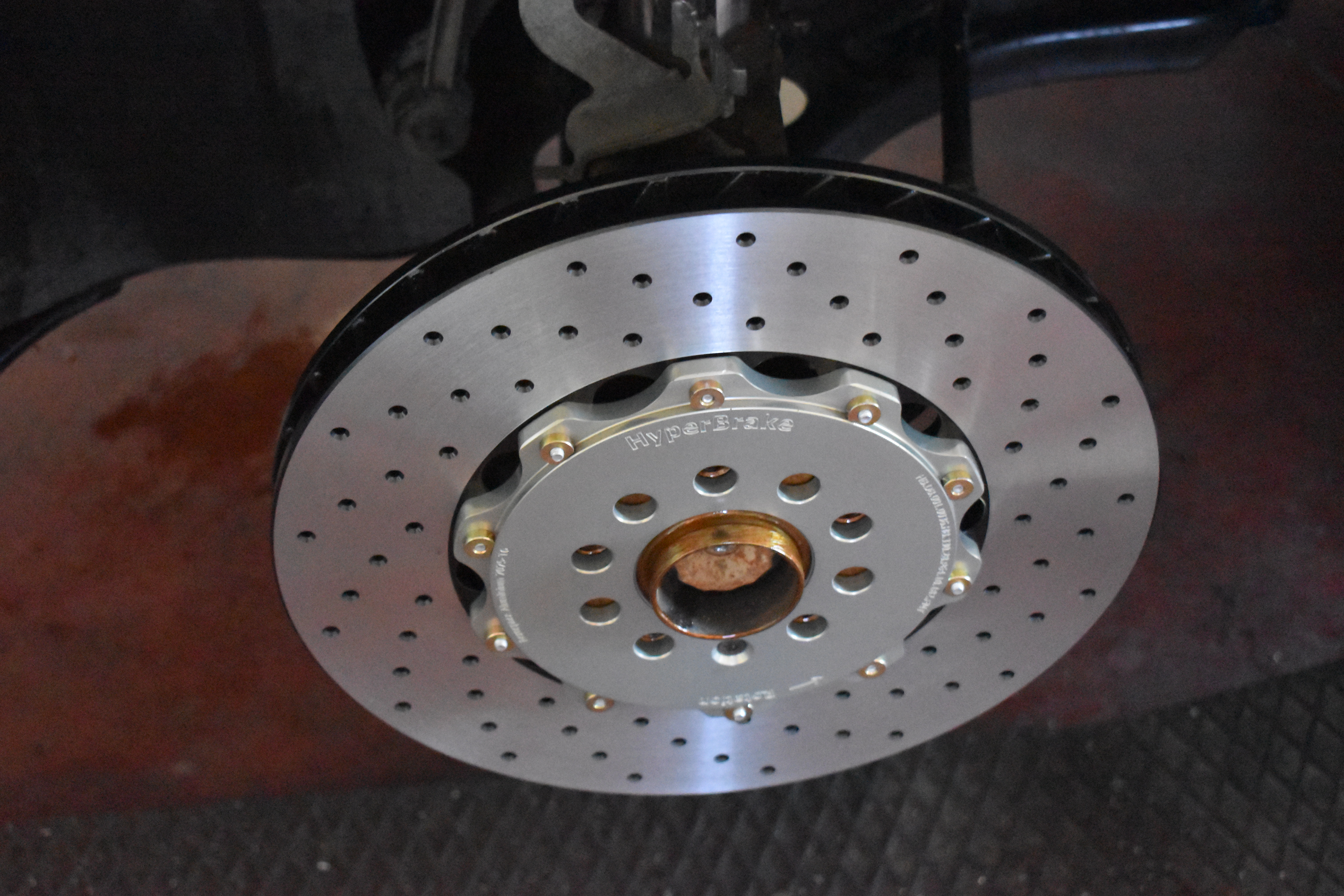 HyperBrake Motorsport Front 4pot Big Brake Kit without calipers for Audi TT QUATTRO MK1 (8N) for Brembo calipers from Alfa Romeo 159 TBi/Renault Megane RS and 2-Piece Full Floating Brake Rotors 330x28mm - Image 14